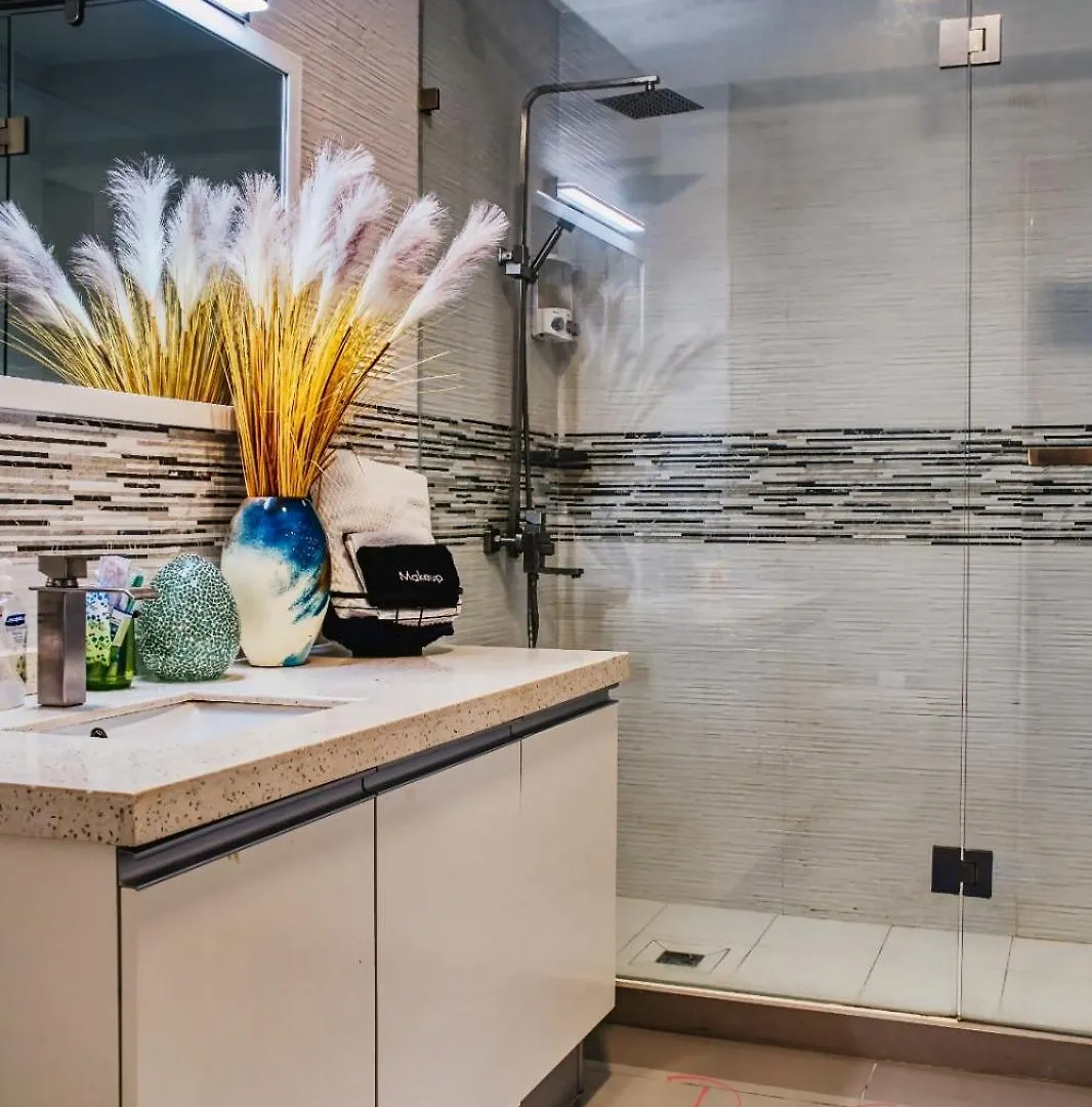 Penthouse Suite At 20 South - Suite 907 Kingston Apartman