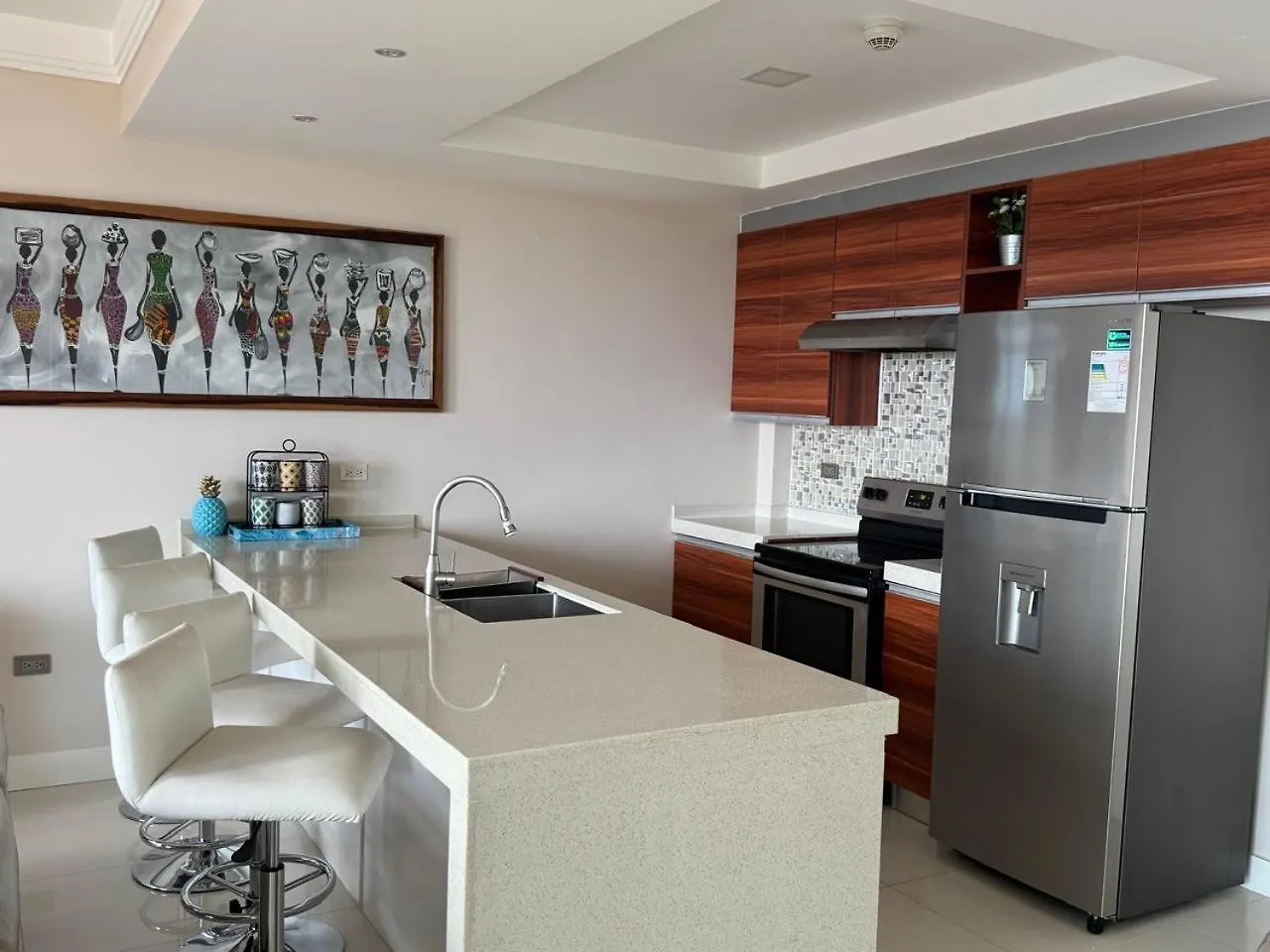 Penthouse Suite At 20 South - Suite 907 Kingston